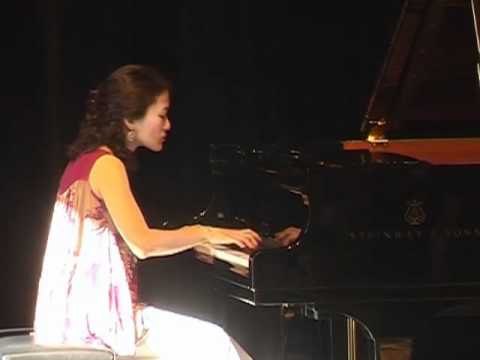 Miku Nishimoto-Neubert, Piano - J.-S. Bach, Französische Suite G-Dur, Gavotte - Bourée