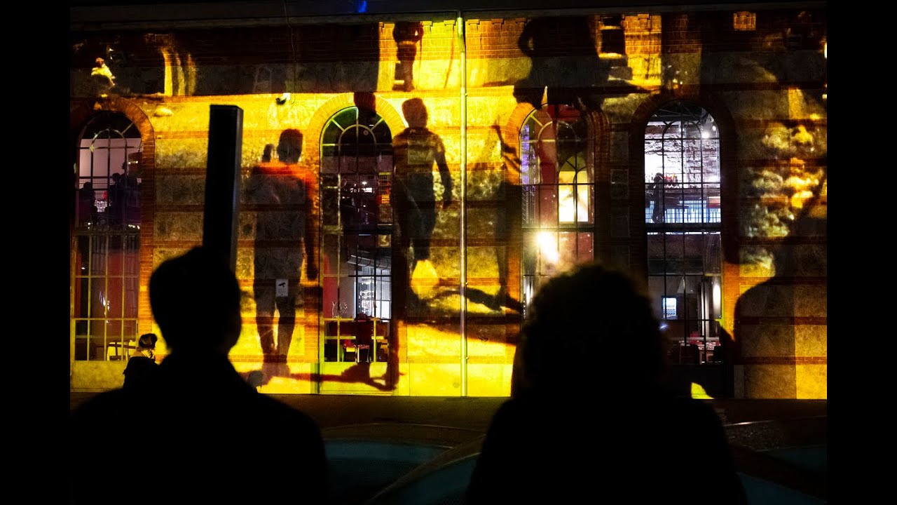 Luci d'Artista | Soundwalk Collective con Patti Smith e Philip Glass - Mummer Love