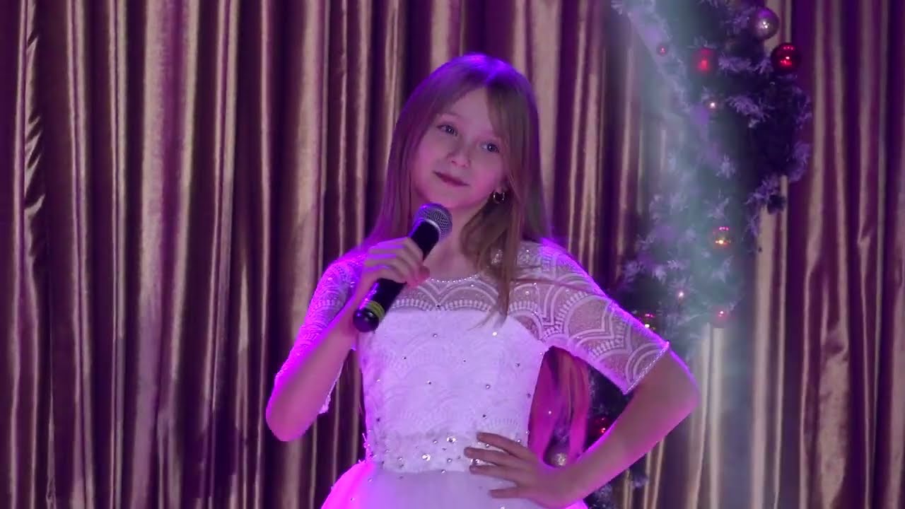 Ева Кодряну- А на пороге Новый год (Вокальная студия ART-Fantasy)