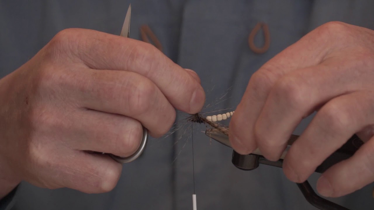 Ørretfluer - Jon Strand binder Danica spent spinner