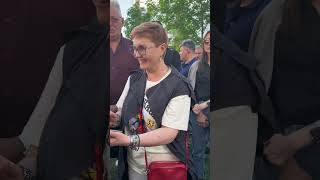 23.05.2024 :: Собрание жителей домов 5 и 7 ул. Родионова из-за торговой палатки на газоне в Химках