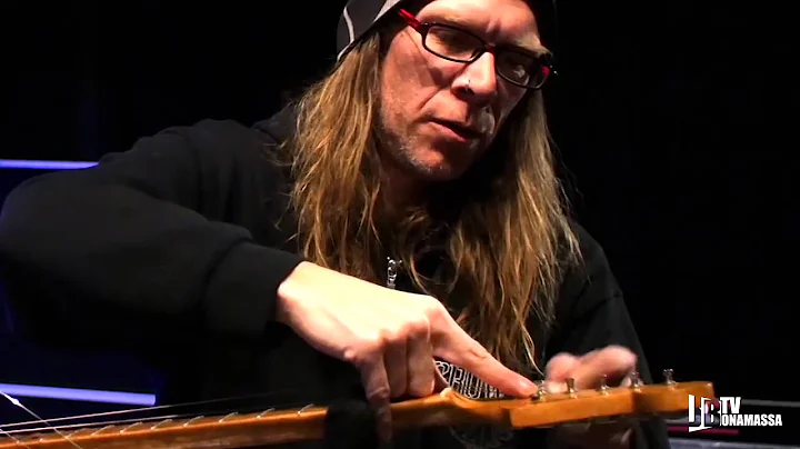 Joe Bonamassa - Backstage Tour with Guitar Tech Mi...