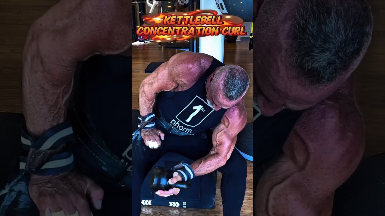 Bicep kettlebell curls #motivation #workout #muscle #exercise #health #workouttips