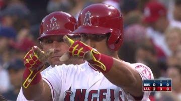 BOS@LAA: Perez plates Nava with RBI single to center