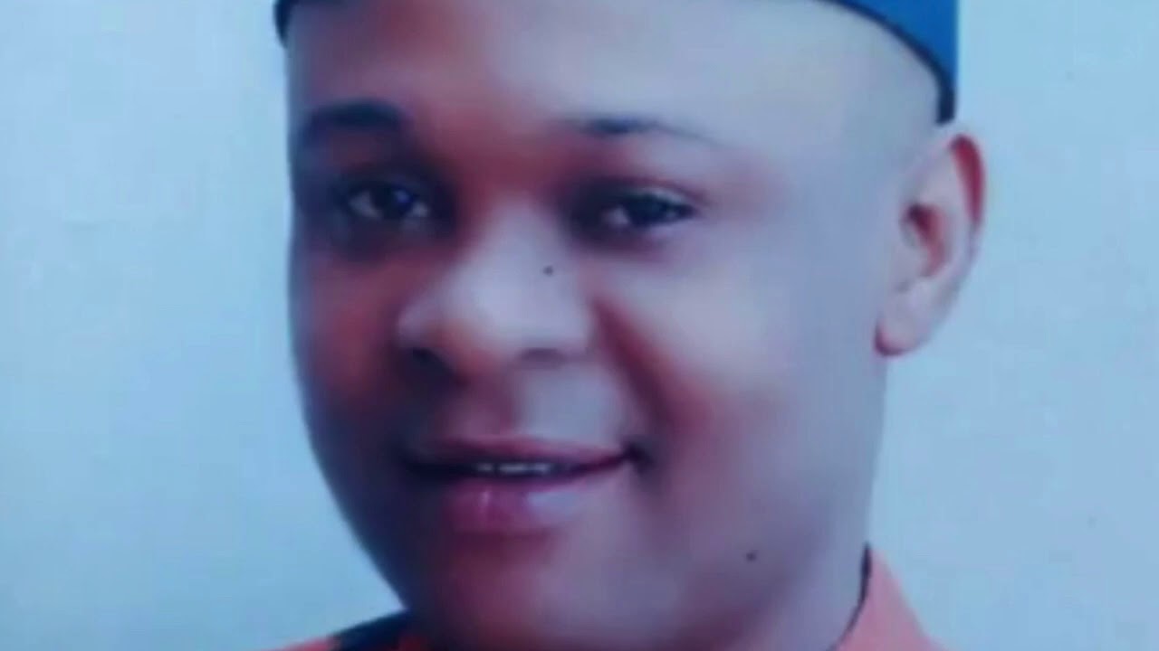 Sleduj Pereama Freetown - Show time na YouTube Sleduj Pereama Freetown - Show time na YouTube