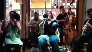 Shotgun Jazz Band I Can't Escape Live Spotted Cat New Orleans Jazzfest 2015 chords