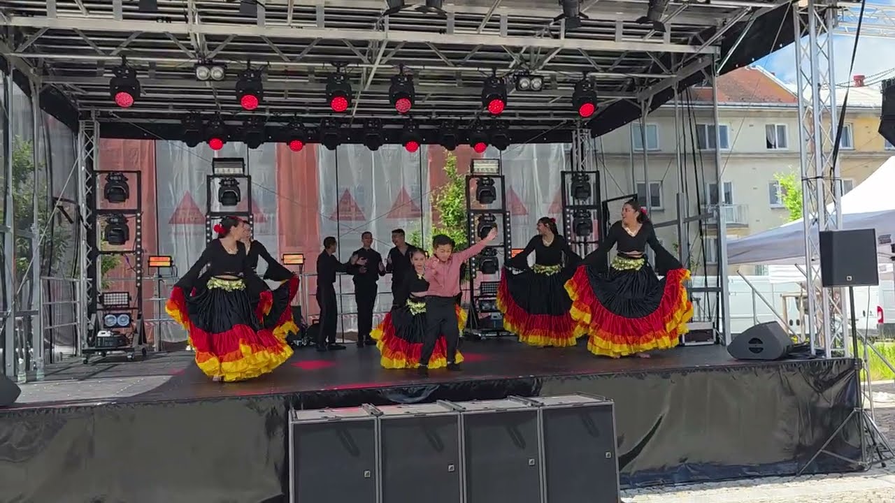 Nové Město pod Smrkem. Lole ruži.