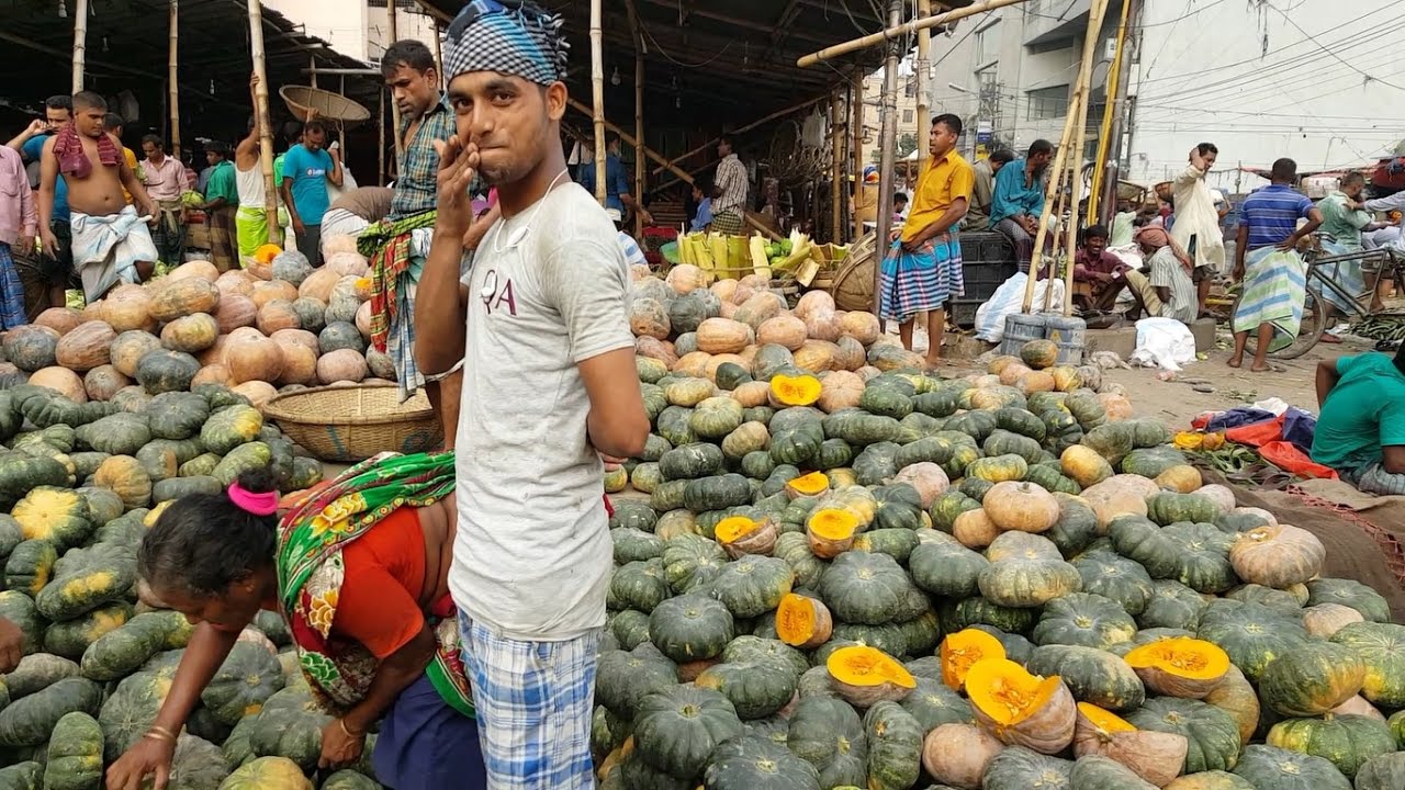 Big whole. Дакка базар. Фрукты Бангладеш. Овощи Бангладеш. Бангладеш фрукты и овощи.