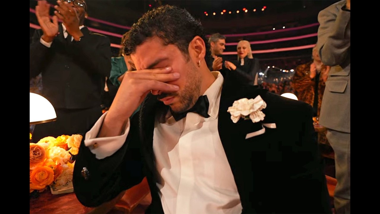 Bad Bunny Grammy moments 😍😍