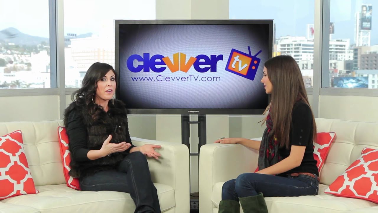 Виктория Джастис рассказывает о третьем сезоне сериала «Виктория-победительница» и новом музыкаль...