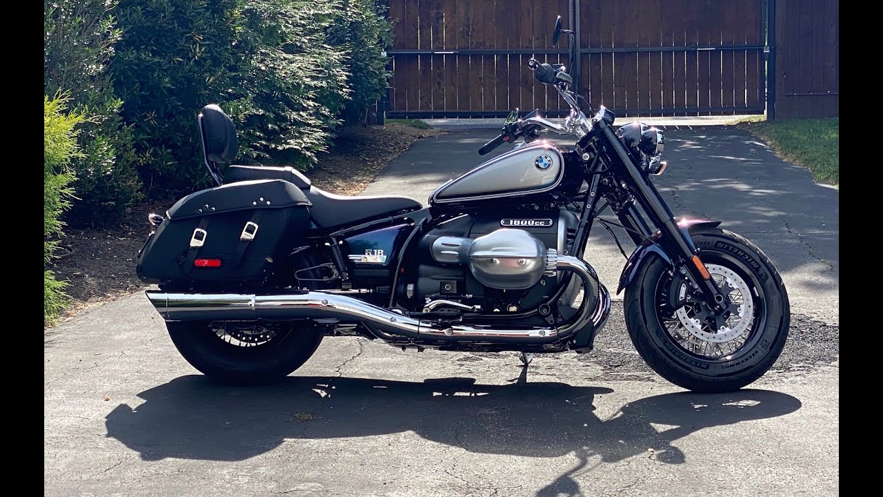 BMW R18 Freedom Performance 4.5" Exhaust (Before and After) - YouTube