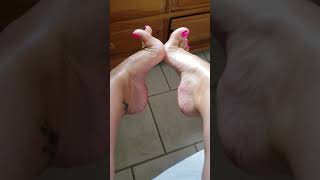 13. Hot Pink Toes
