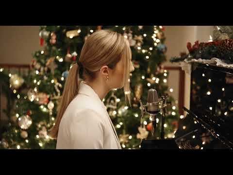 Samantha Ebert Away In A Manger Cover 