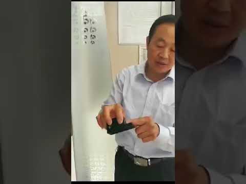 犯罪分子如何在銀行的取錢機(ATM)上裝攝影机和假的讀卡器, 用以盜取你的銀行资訊! 小心觀察!