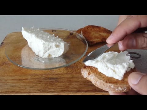 Video: Wat is een goede vervanging voor stracchino-kaas?