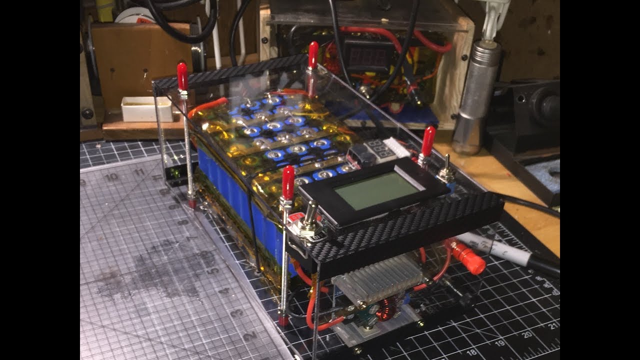 DIY Laptop Adjustable Portable Battery Bank 8S5P Liion up to 88,000mah