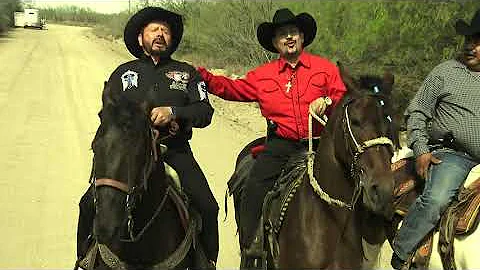 CHAVA GOMEZ el charrito FT BERNABE MELENDREZ el gatillero -EL CORRIDO DE LOS PEREZ