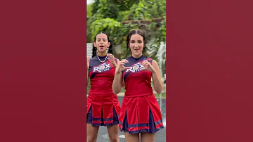 ROXTEEN DANÇA TUBARÃO TE AMO Shorts 