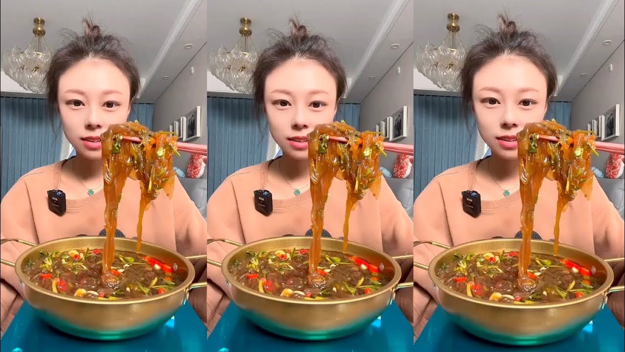 Flavory Noodles 🍜🍜🍜 Comes to Eat With Me 