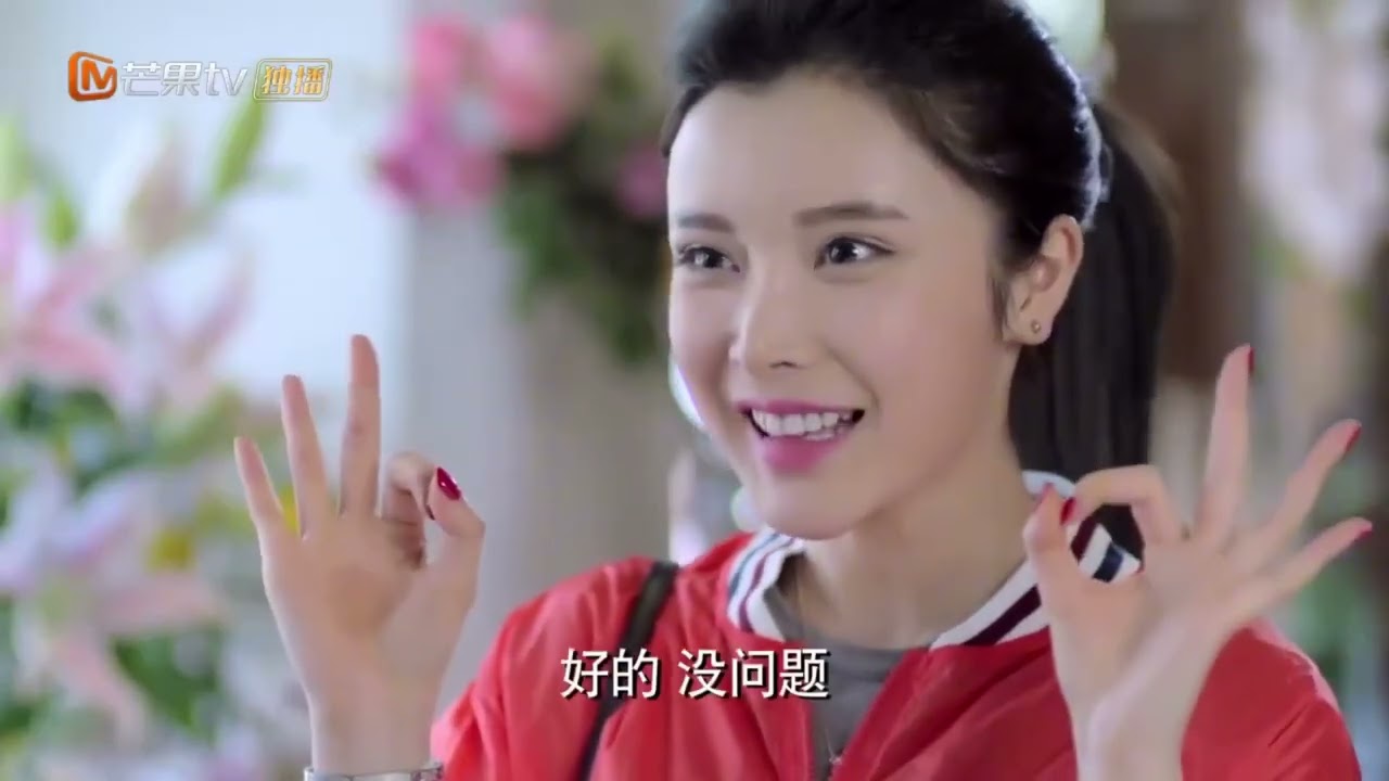 帶著新歡吃大餐炫耀前妻，直到總裁坐在前妻面前！