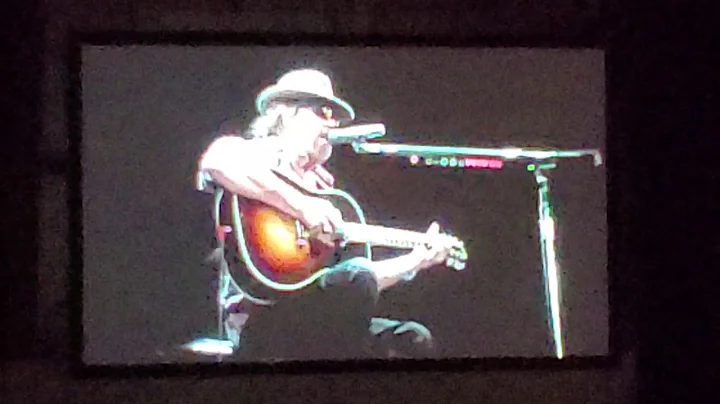 Hank Williams jr  there's a tear in my beer,walk the line,good ol' boys Columbus ohio 7/27/19