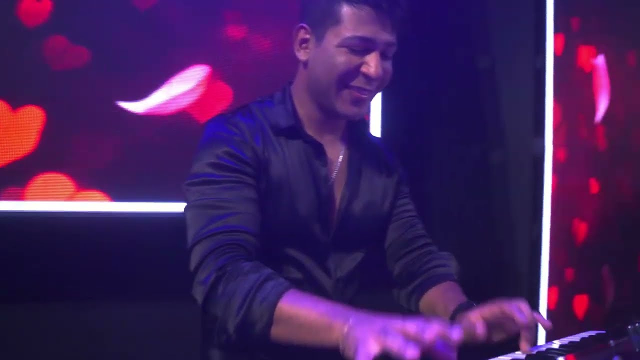 Banda Destinu´s - Valeu a Pena | Participação - Rainha Musical | Vídeo Clipe Oficial