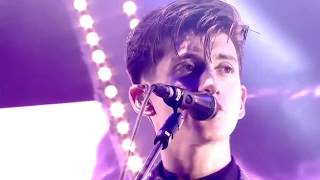 Arctic Monkeys - A Certain Romance - Live (AM)