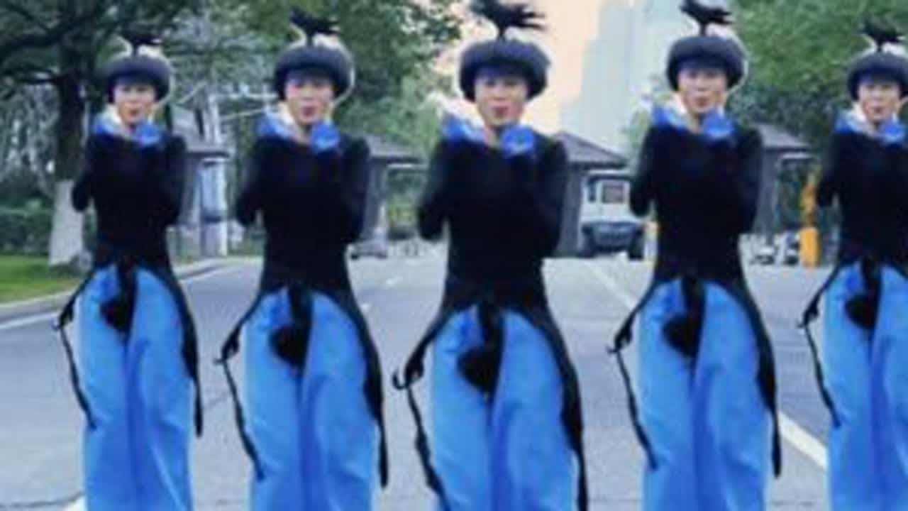 #相思的债 新来的粉丝宝宝，如果你在茫茫抖海中发现了我，刚好是你的菜，请高抬贵手，不要一天把我当连环画一样收集📱😂😂😂赞可以一天点几个🤏🤏🤏，吓得我今天作品都不敢发了😂😂😂，...