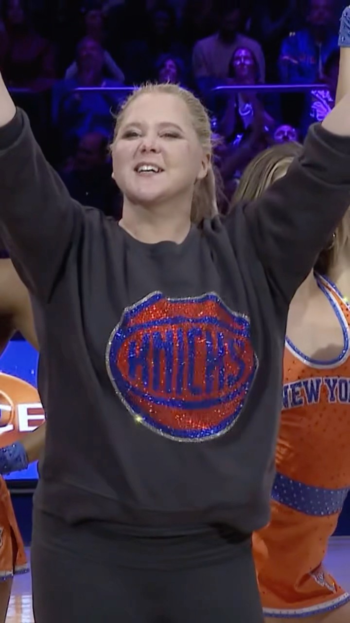 Amy Schumer is a Knick City Dancer tonight ?