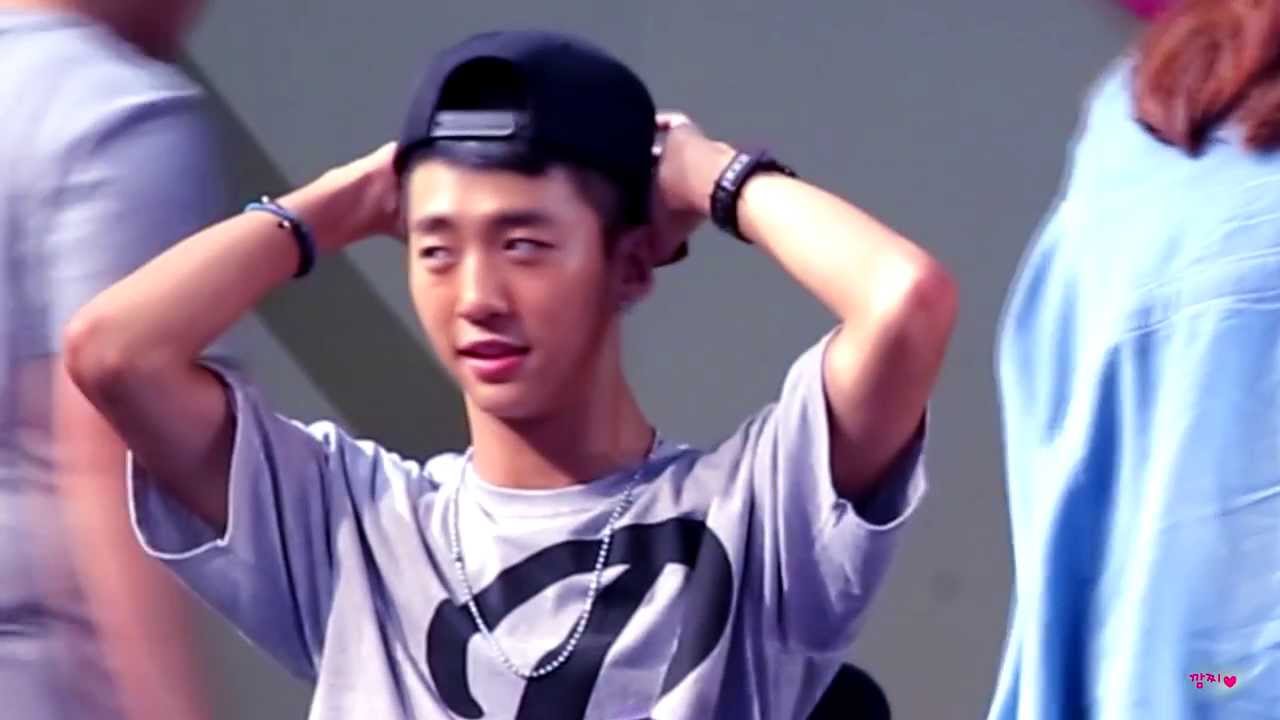 [130824]용산아이파크 팬사인회 B.A.P 비에이피 - BANG YONG GUK (방용국)