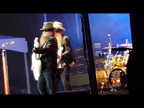 ZZ Top - Legs - Avila Beach 2016