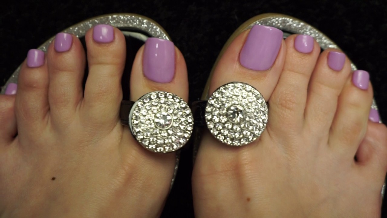 My pretty feet in Sandals - YouTube