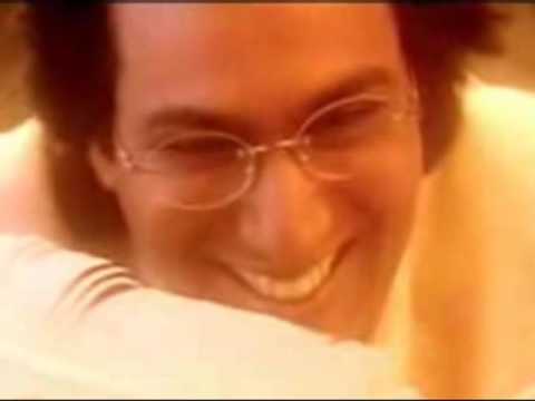 TALAT AZIZ SINGS PYAR TUMHARA