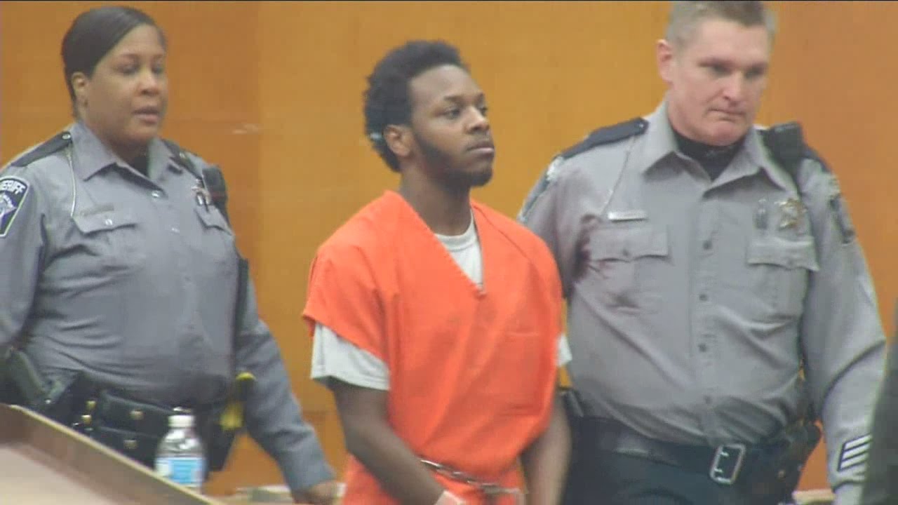Milwaukee man gets seven years in prison for robbery gone wrong - YouTube