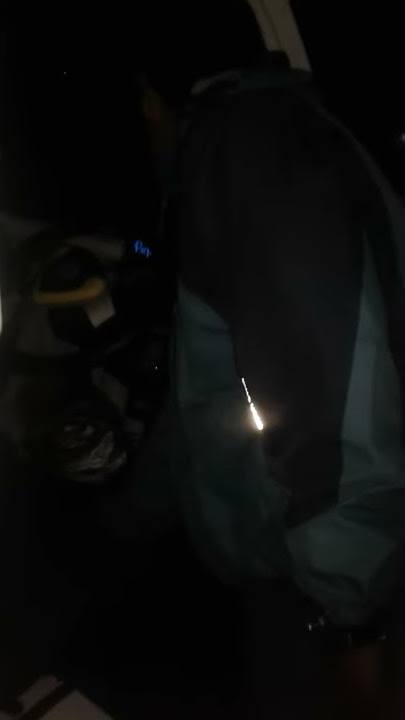 Malam taun baru geber geber mobil vs motor