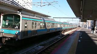 205系が、奈良駅を発車。