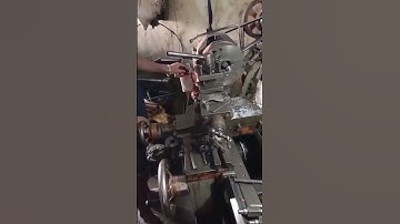 lathe machine threading process in this job operation #lathe #lathemachine #machine #machineshop