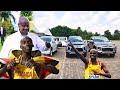 Museveni gives Cars to Cheptegei, Kiplimo & other Olympic medalists