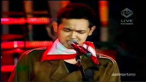 Bondan Prakoso & Fade 2 Black "Ya Sudahlah" LIVE -Pesta Merdeka Ramadhan 17 August 2010 [HD]