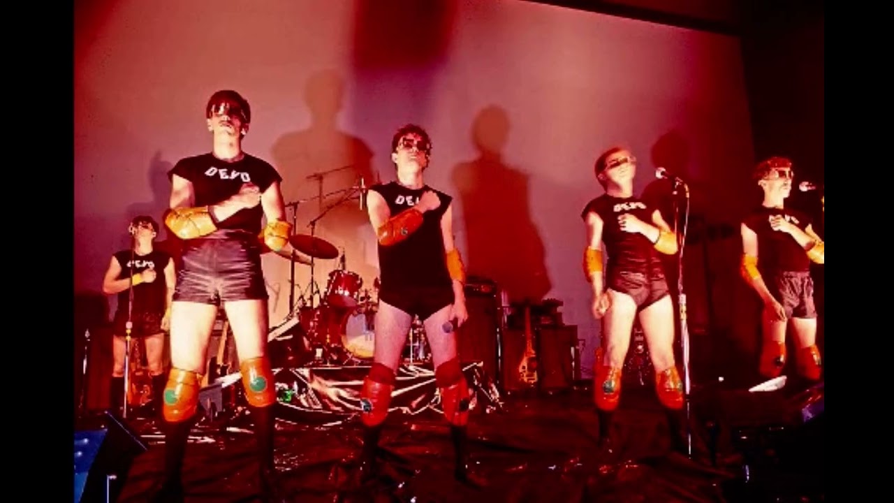 DEVO - Smart Patrol/Mr. DNA (Live in Minneapolis, Minnesota, 11/3/78)