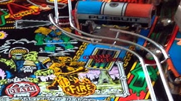 Judge Dredd Metallica super game PinSound preview