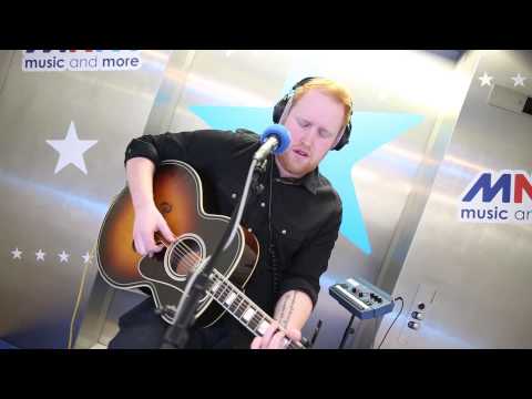 MNM: Gavin James - Nothing Compares To You