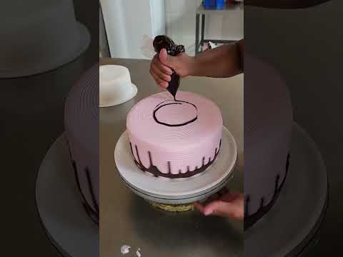 Como decorar un pastel deliciosos de fresas