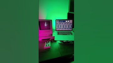 Virtual CRT Simulator meets real CRT | Cathodemer realtime video synth