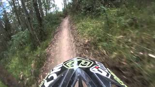 Incycle DH - Ungui Downhill 2013 In Quito Ecuador - Jon Buckell Course Preview