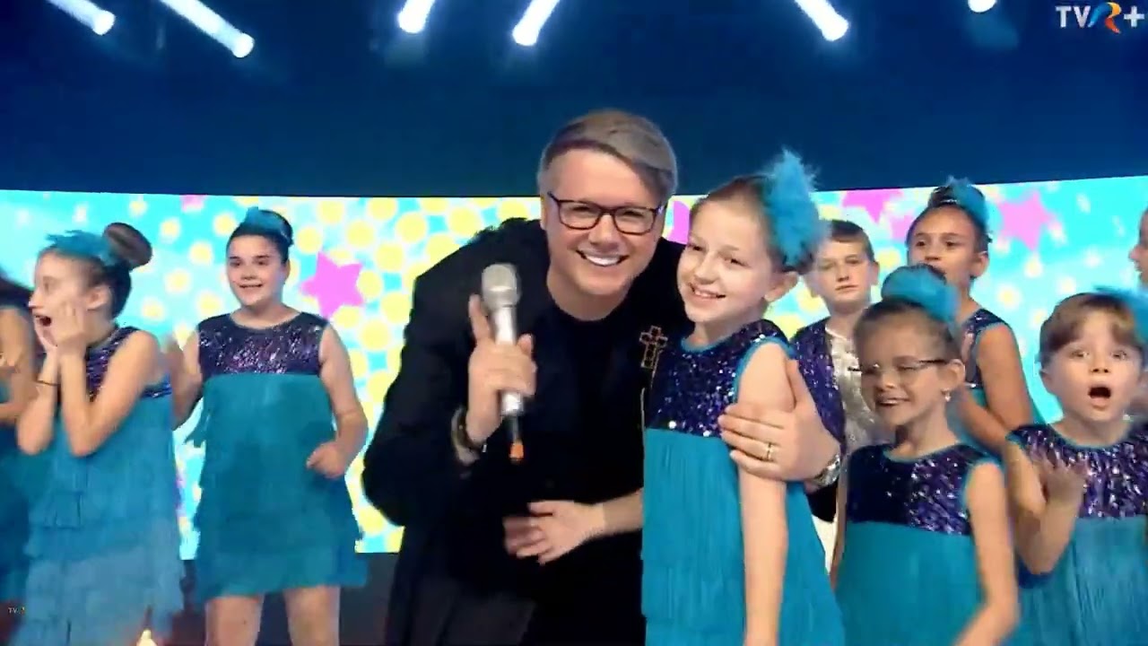 FUEGO ȘI SUNETUL MUZICII - FANII LUI PAUL