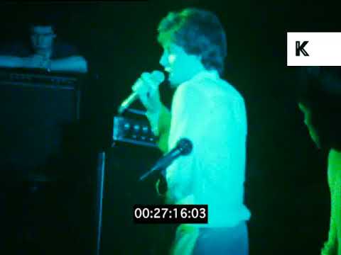 Skids Performing \