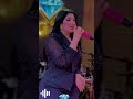 هاجر مطر ماندك على خشب اكسبلور