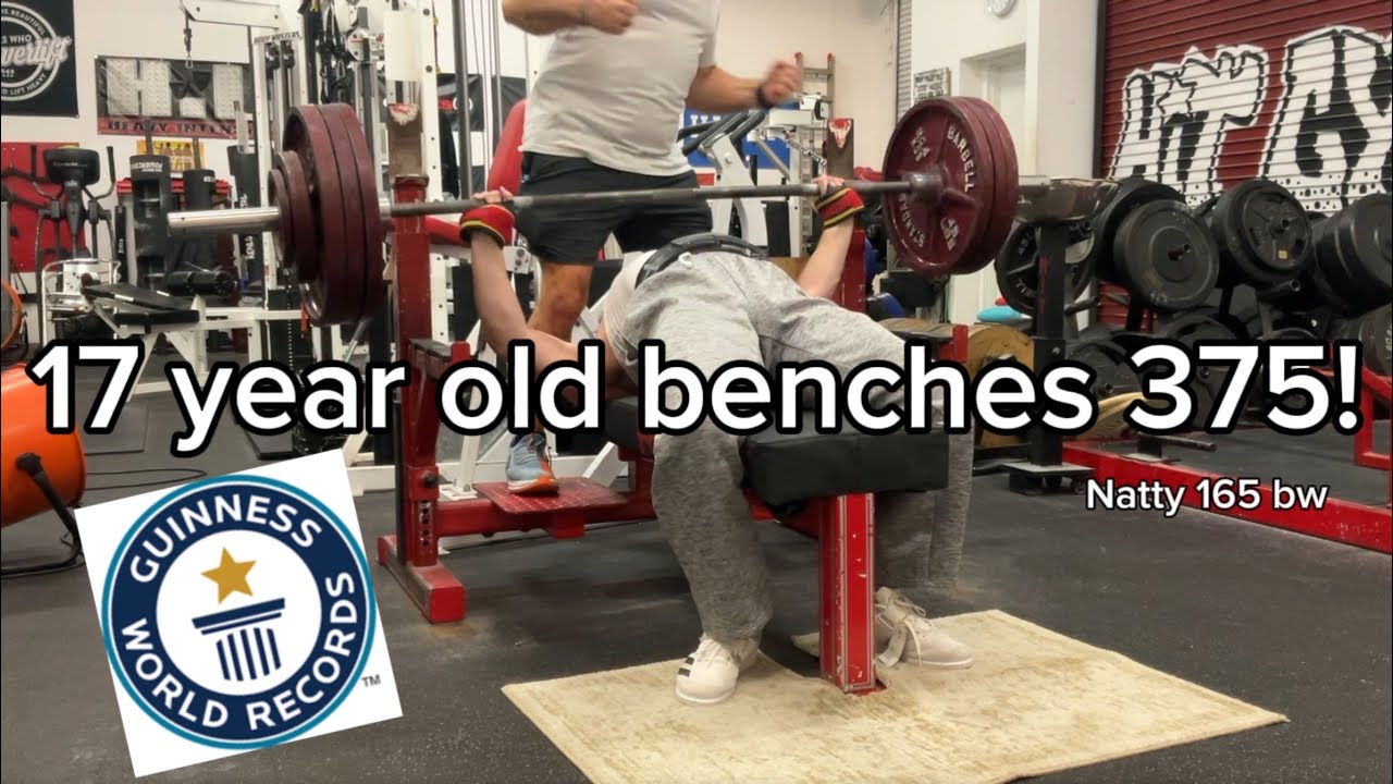 Benching more than the WORLD RECORD! 17 year old benches 375 NATURAL ...