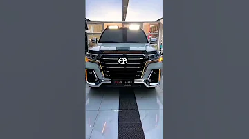 TOYOTA LAND CRUISER VXR V8 5 7 GT GCC 